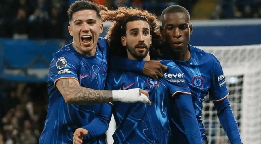 关于那不勒斯球队士气高昂,迎接挑战的信息 关于那不勒斯球队士气高昂,迎接挑战的信息